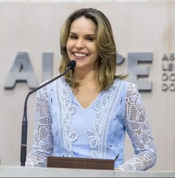 Gabriella Aguiar se reposiciona no xadrez político e amplia protagonismo rumo às eleições no Ceará