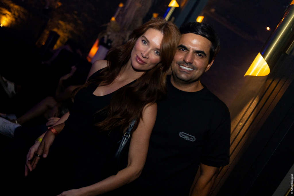 Giovana Scariot E Emerson Martins