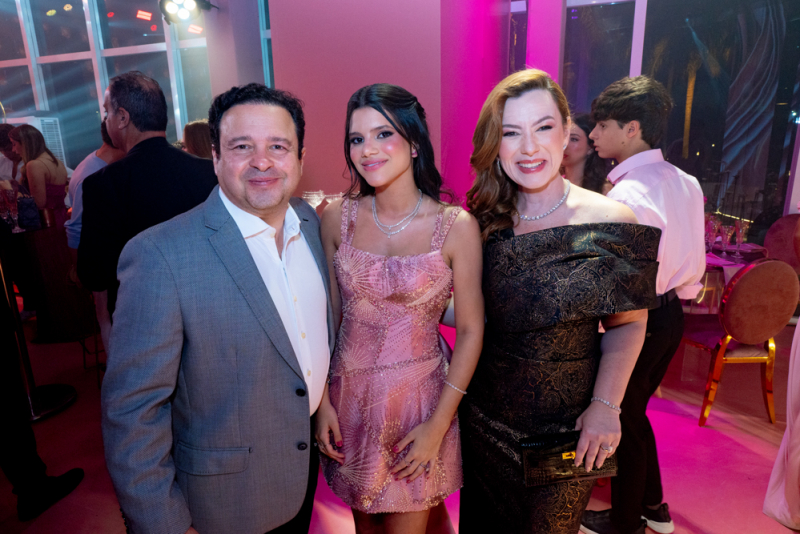 Sweet Fifteen - Debut de Sophia Fontenele movimenta o Mansão Macedo