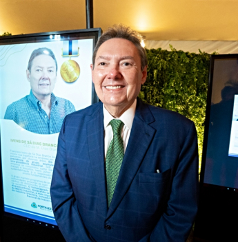 Ivens Dias Branco Júnior será homenageado com o Troféu Carnaúba em cerimônia no Iate Clube de Fortaleza