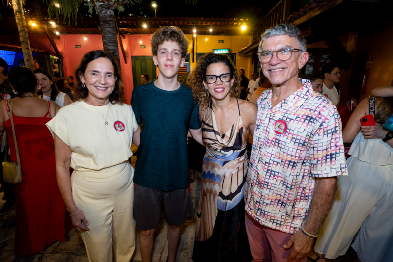 B-day na Praia de Iracema - Cena cultural do Ceará se reúne em celebração à secretária Luisa Cela