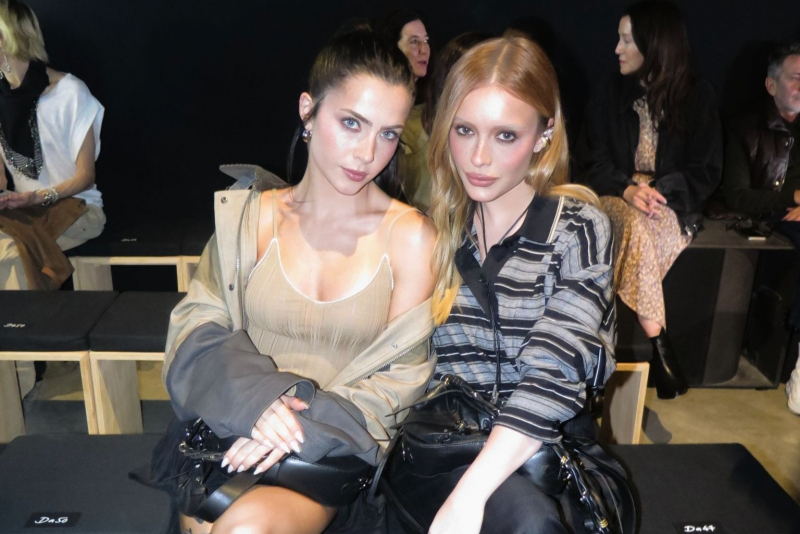 Maria Braz e Jade Picon marcam presença no desfile da Isabel Marant na Paris Fashion Week