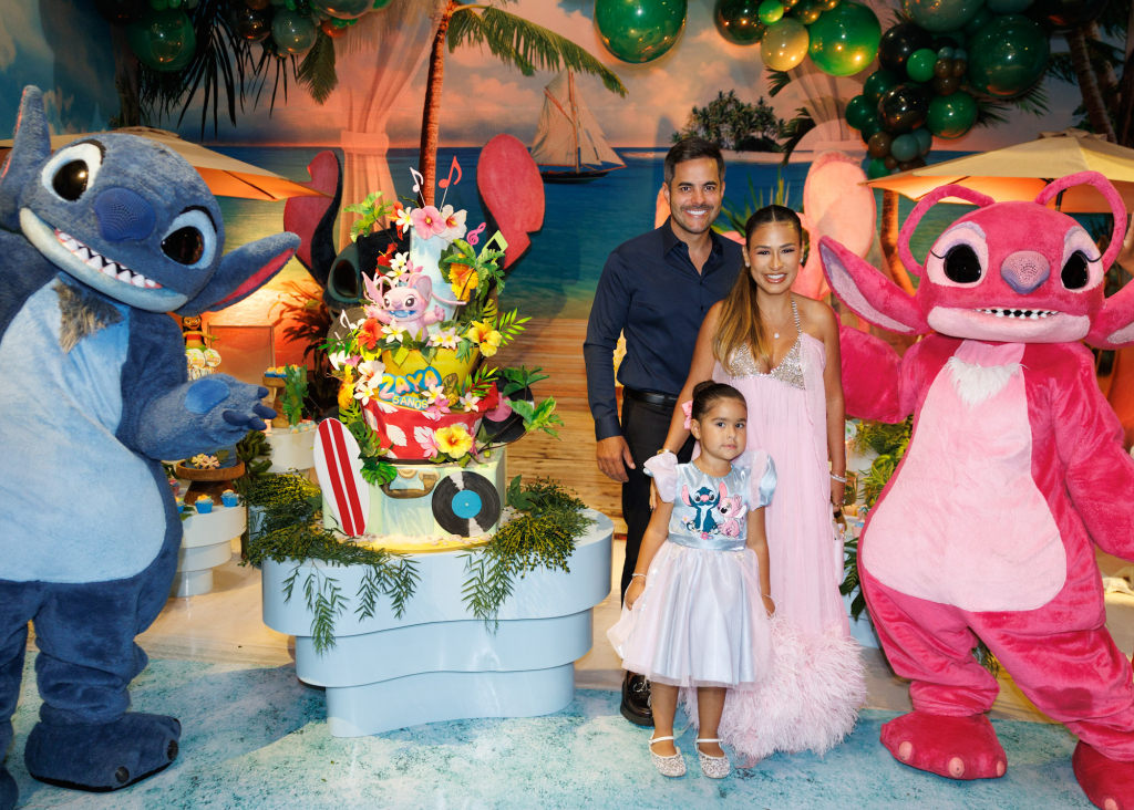 Kaká, Simone E Zaya