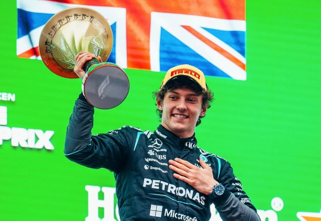 Antonelli vence GP da China após pole histórica e assina fim de semana perfeito