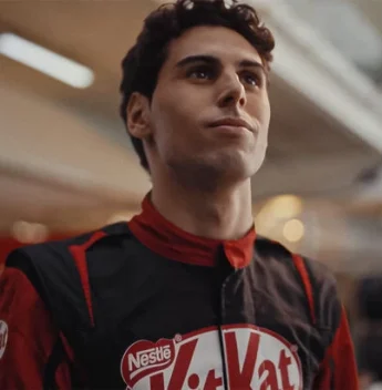 Gabriel Bortoleto renova patrocínio com KitKat e lança campanha “Grand Break” na Fórmula 1