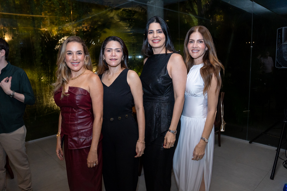 Larissa Macêdo, Ana Rita Brauna, Clarissa Santana E Lara Calado (2)