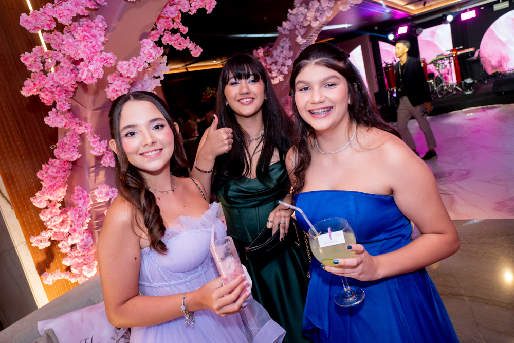 Letícia Pires, Isís Molin E Beatriz Bandeira
