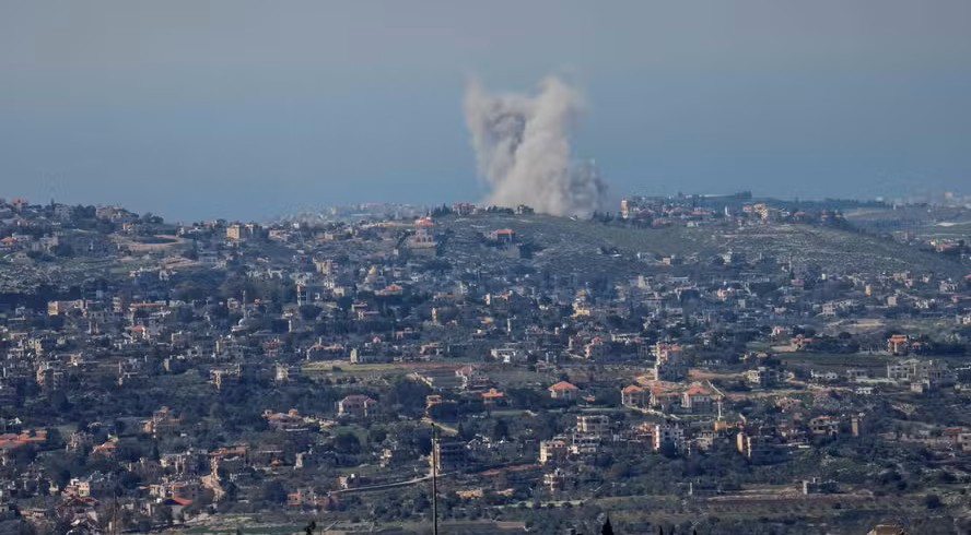 Escalada no Oriente Médio expande conflito regional com novos ataques entre Israel e Hezbollah