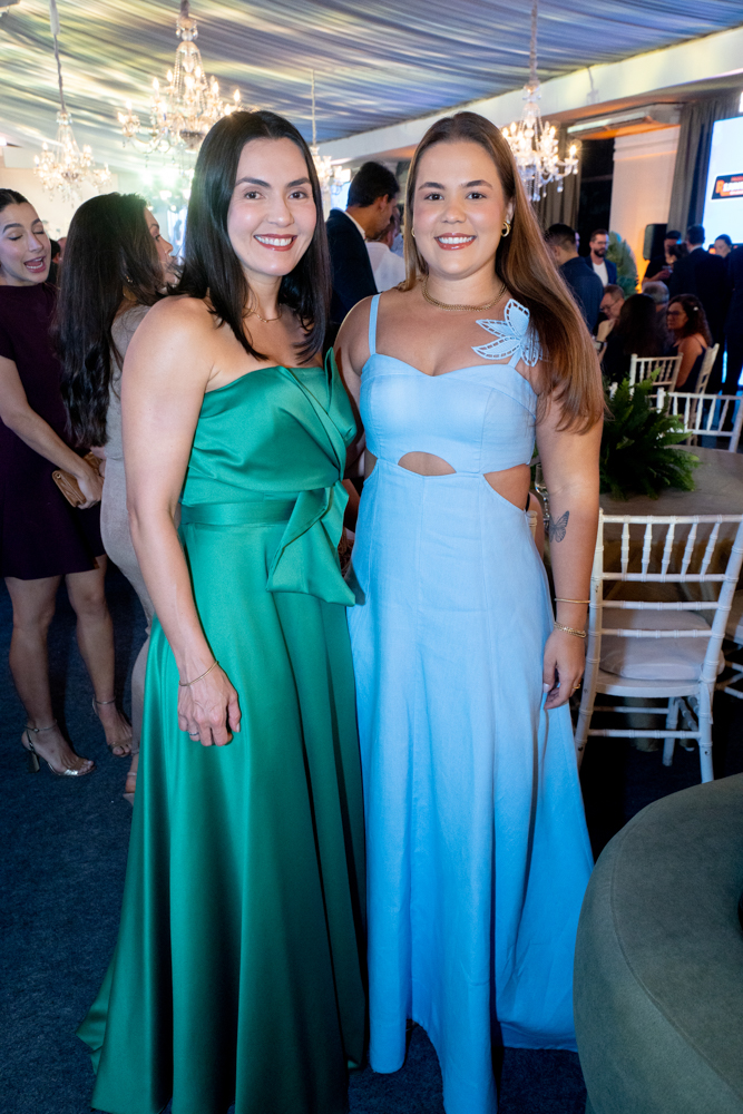 Luciana E Júlia Maia