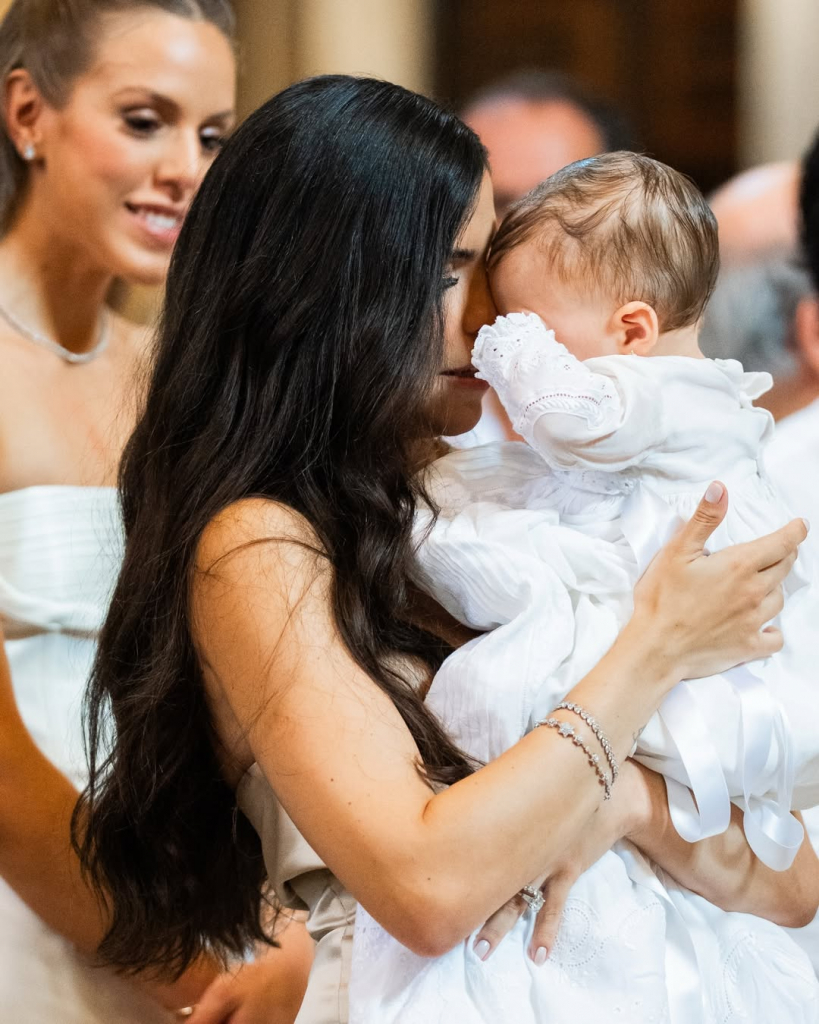 Maria Victória Salomão E Leona