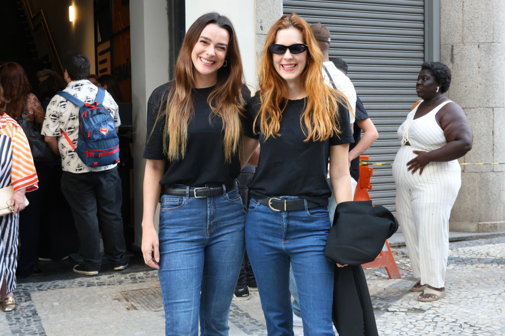 Mariana Molina E Sophia Abrahão