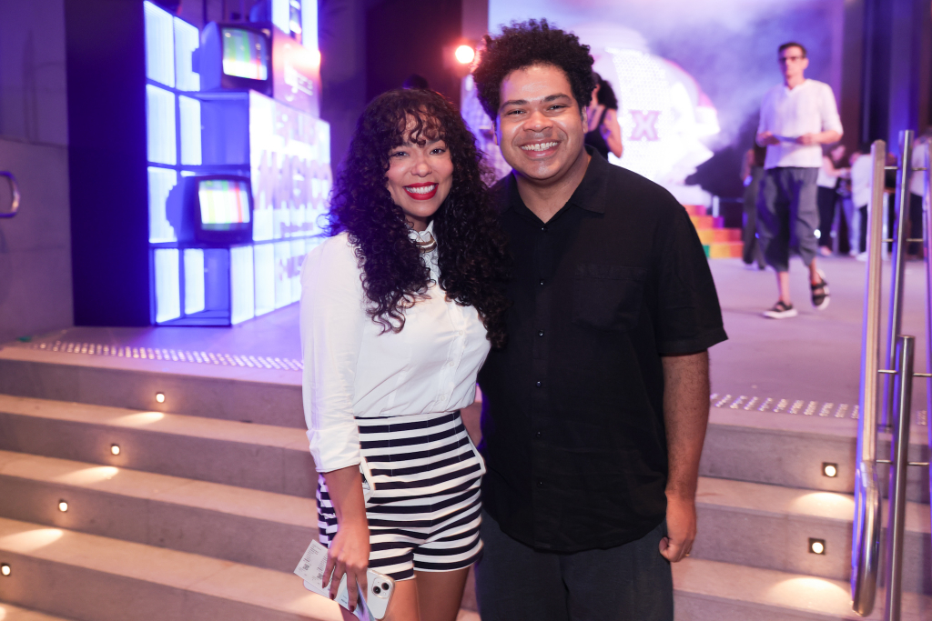 Micheli Machado E Robson Nunes