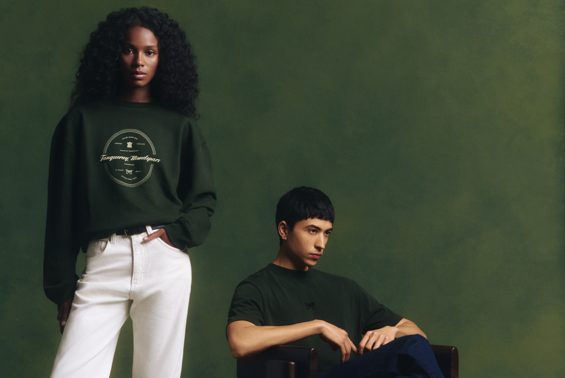 Collab entre Mondepars e Tanqueray aposta em estética minimalista e edição limitada. Fotos: Divulgação/Hudson Rennan