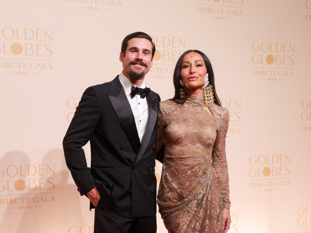 Nicolas Prattes E Sabrina Sato