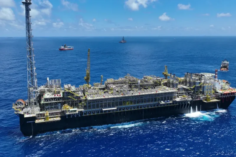 Conflito no Oriente Médio pode elevar exportações de combustível do Brasil