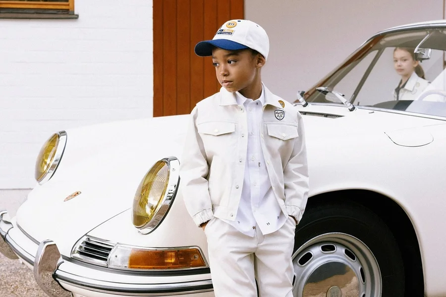 Porsche e Bonpoint criam coleção infantil inspirada no icônico modelo 911