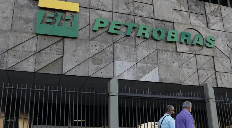 Petrobras busca blindar consumidor brasileiro diante da alta do petróleo e da instabilidade geopolítica