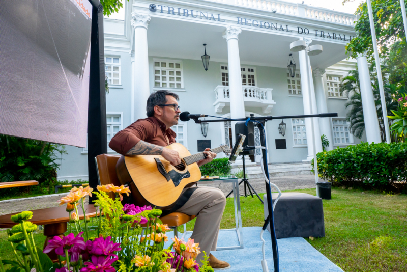 Nossa CearenCidade - Memória urbana ganha espaço nos jardins do TRT-7 em encontro sobre Costa Barros e Pereira Filgueiras