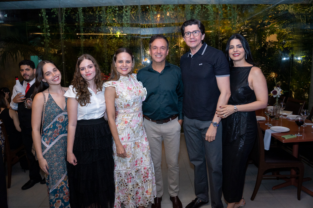 Rebecca E Rachel Novais, Ana Virginia Furlani, Fernando Novais, Edson E Clarissa Santana (3)