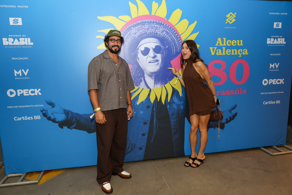 Renato Góes E Thaila Ayala