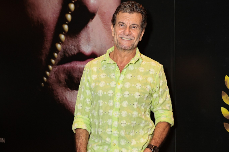 peça premiada - Edwin Luisi leva ao Rio de Janeiro o espetáculo “Eu Sou Minha Própria Mulher” em noite prestigiada por famosos