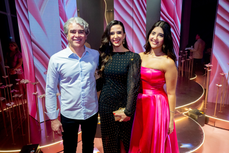 Sweet Fifteen - Debut de Sophia Fontenele movimenta o Mansão Macedo