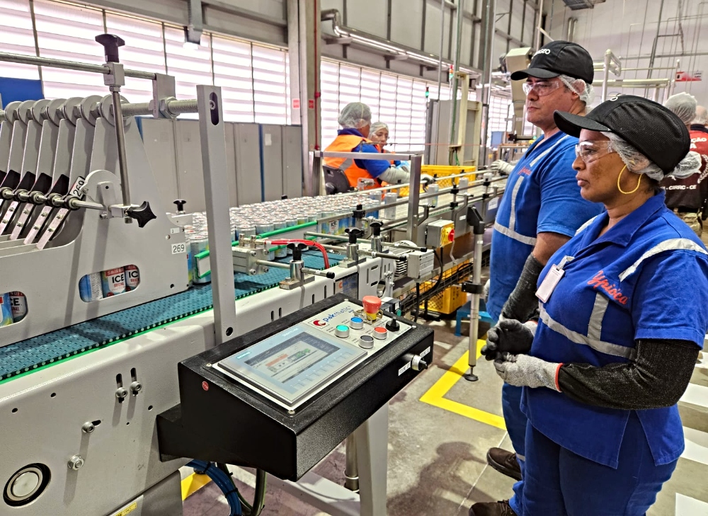 Ceará cria quase 49 mil empregos formais em 2025 e fica em terceiro no Nordeste