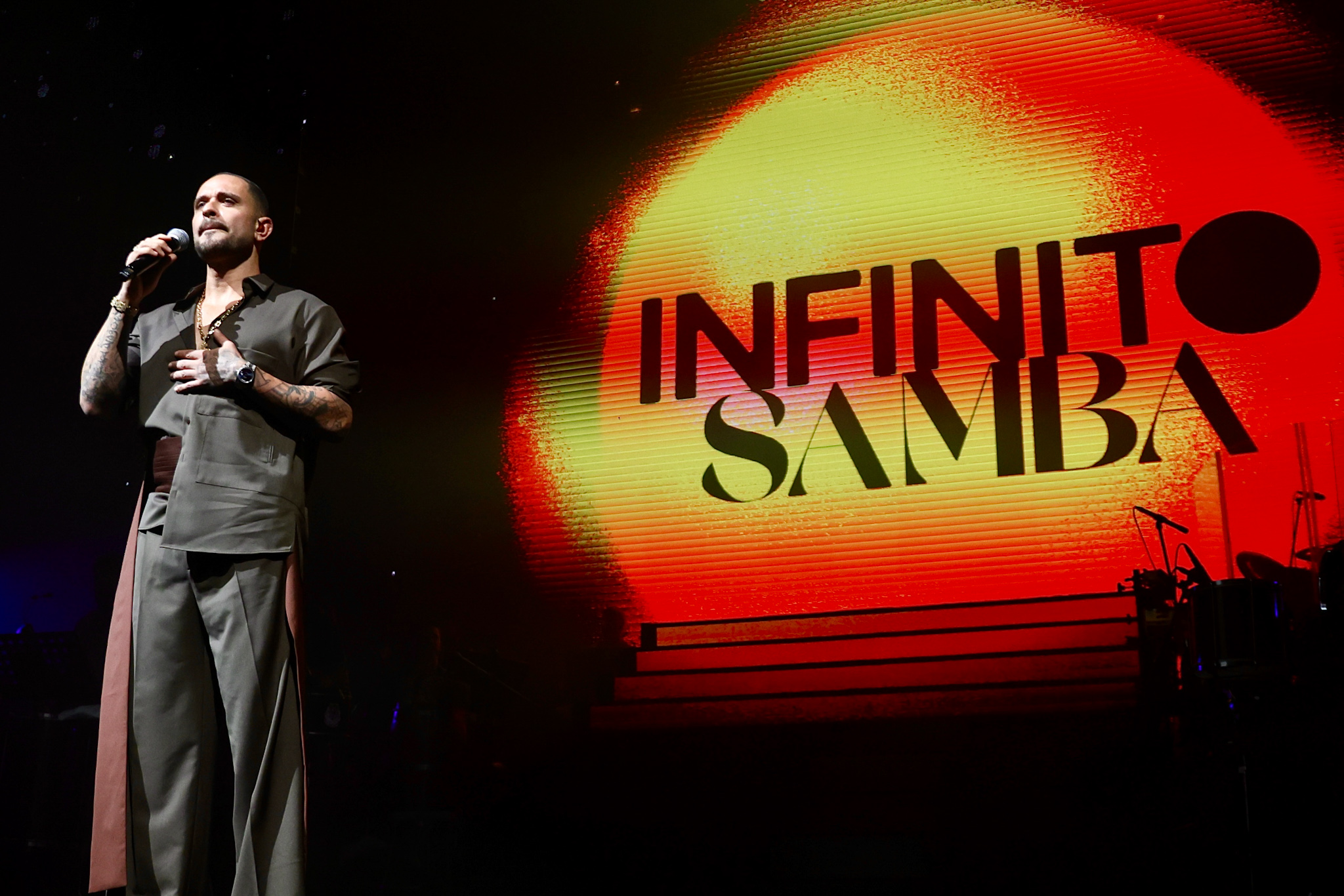 Diogo Nogueira leva “Infinito Samba” ao Iate Clube de Fortaleza em celebração aos 20 anos de carreira