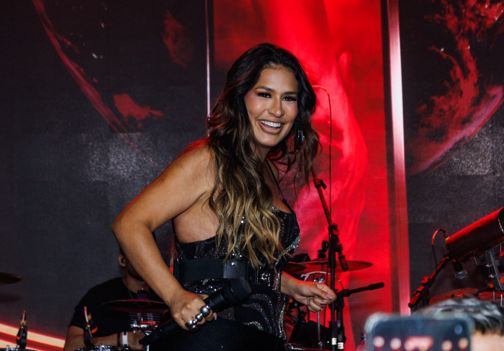 Simone Mendes apresenta primeiro volume do DVD “O Melhor de Mim” - Fotos: Clayton Felizardo / Brazil News