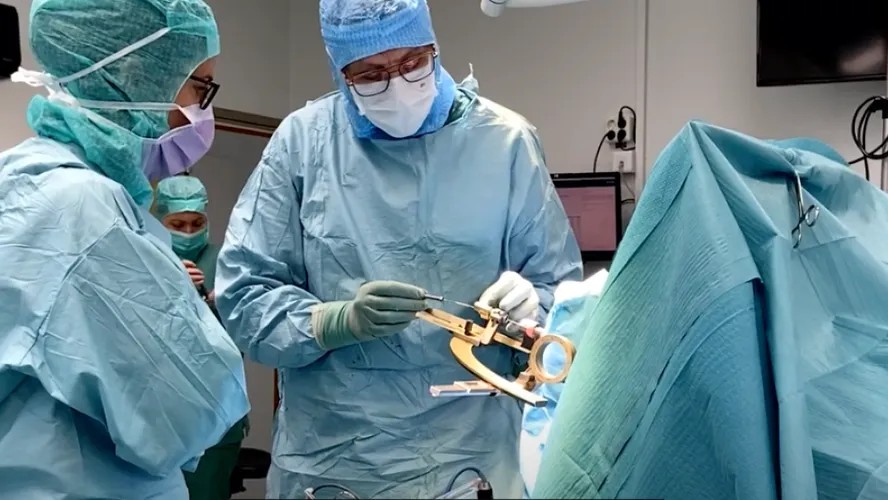 Japão aprova terapias inéditas com células-tronco para Parkinson e insuficiência cardíaca