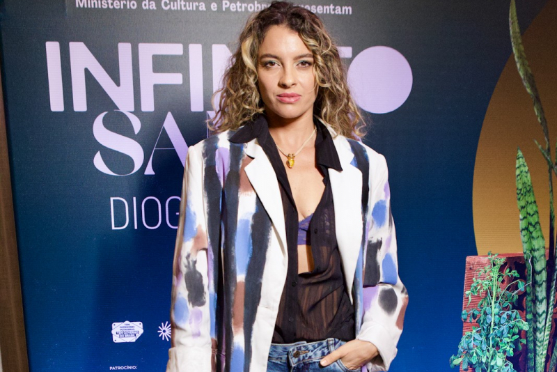 NOVO PROJETO - Diogo Nogueira recebe Alcione no palco e reúne famosos na estreia de “Infinito Samba”