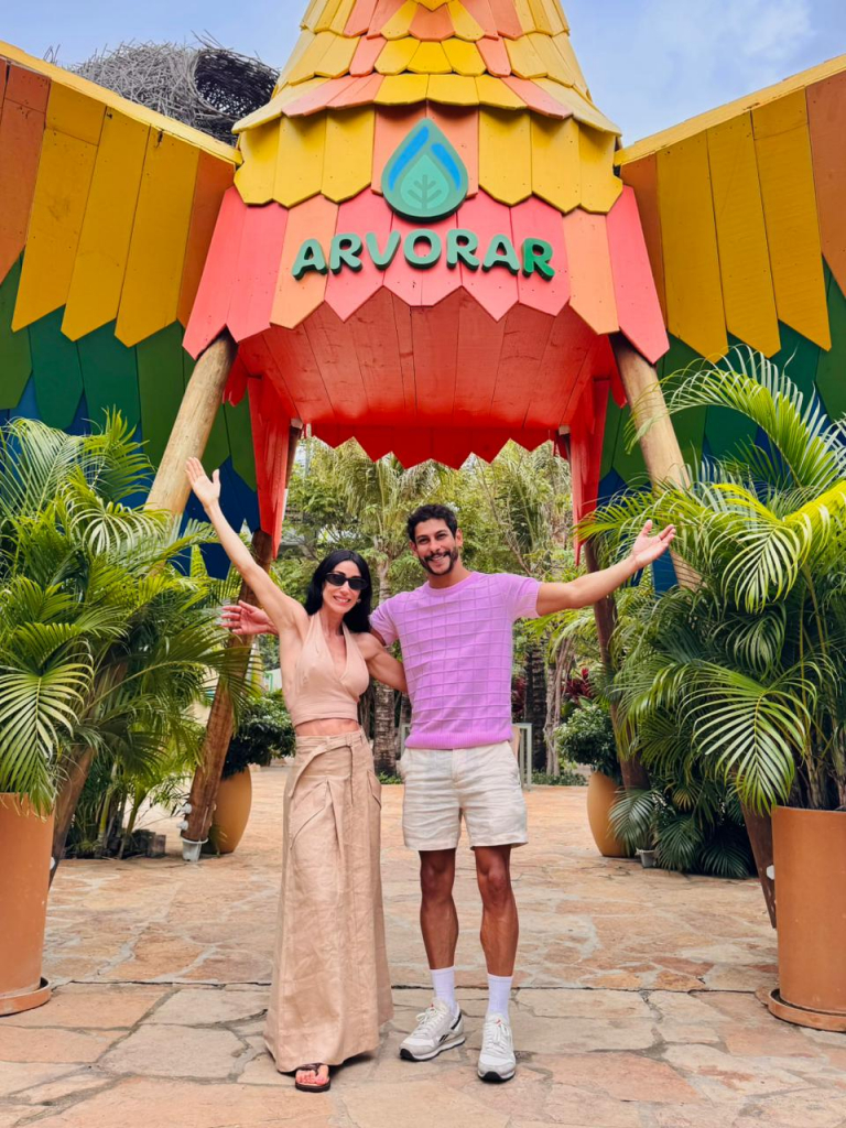 Michelle Barros e Shia