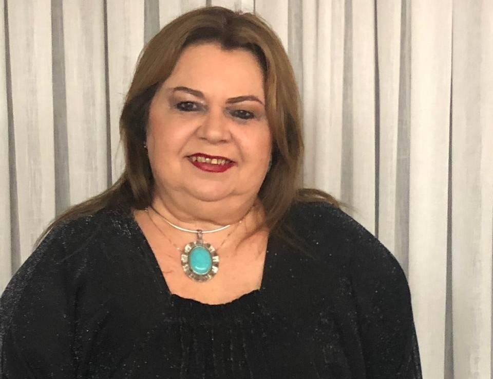 Fernanda Benevides celebra 79 anos cercada pelo carinho da família