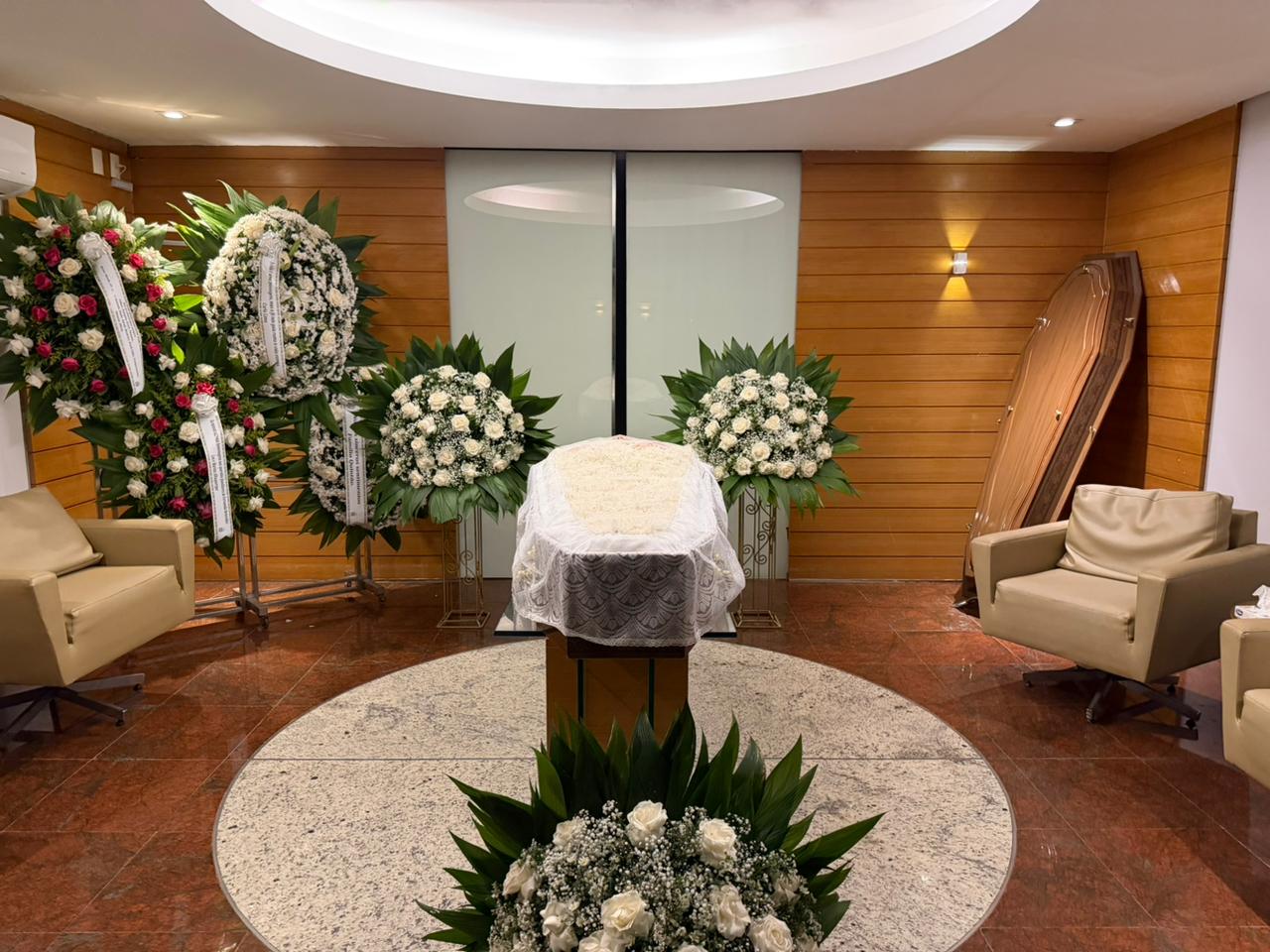 Último adeus: velório de Fernanda Benevides de Vasconcelos é transmitido ao vivo para amigos e familiares