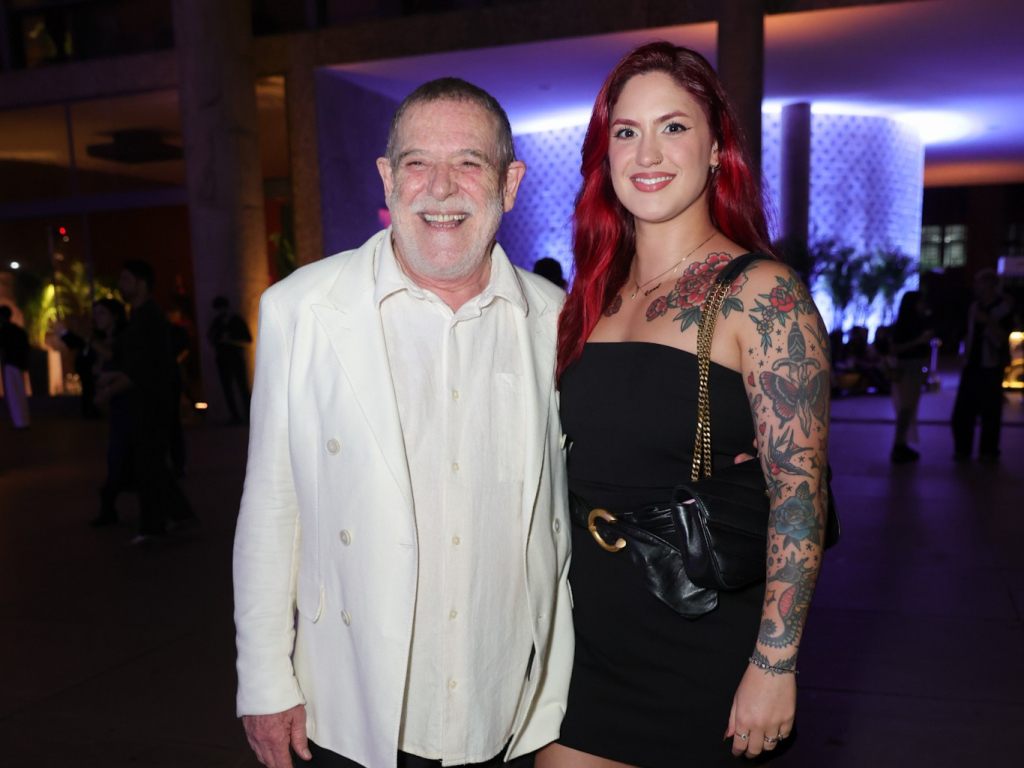 Zé De Abreu E Carolynne Junger