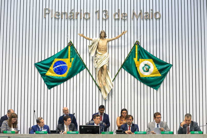 Nova configuração das comissões reposiciona eixo de decisões na Assembleia do Ceará