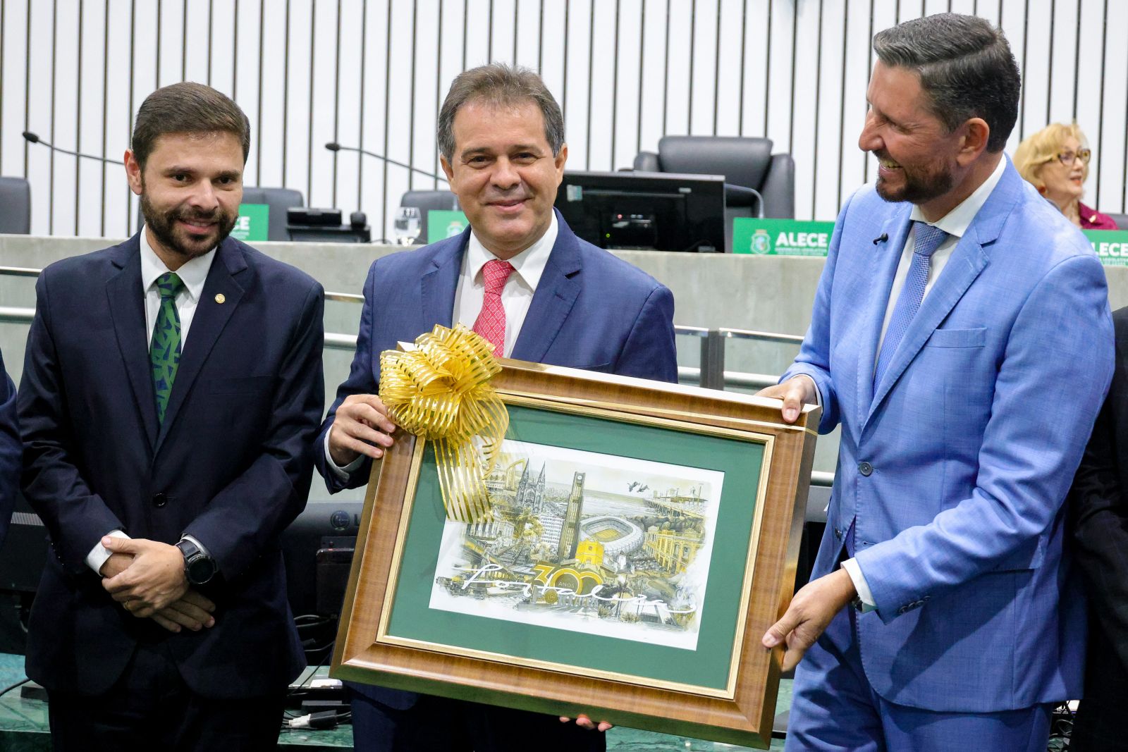 Romeu Aldigueri conduz Alece em ato que reposiciona Fortaleza no marco dos 300 anos