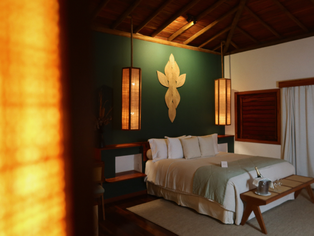 Edited In Tezza With: Brightness, Butter, Kodak Gold, Shadows, & Exposure