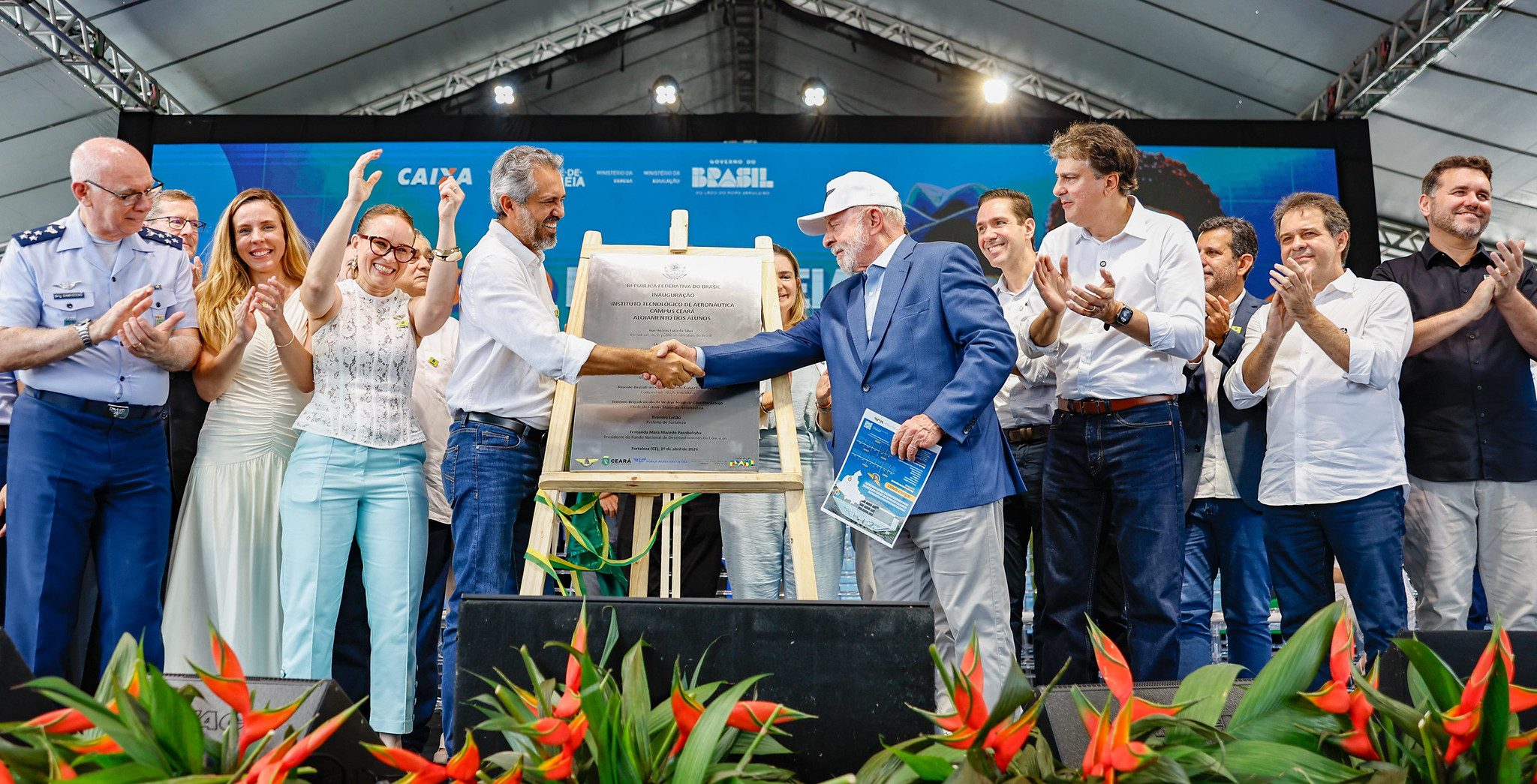 55181931648 90b39ec576 K