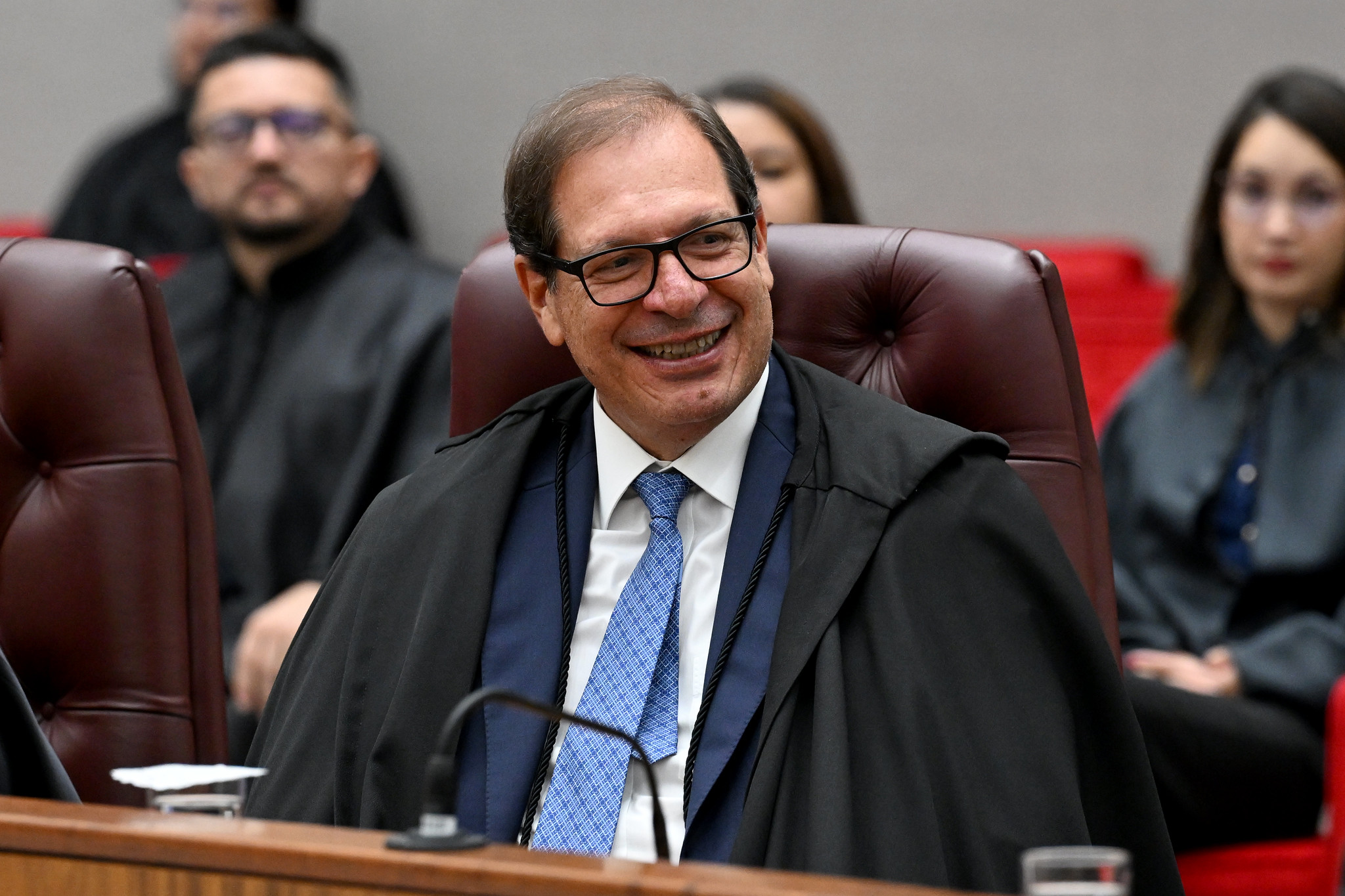 Com eleição unânime, Luis Felipe Salomão assume presidência do STJ até 2028