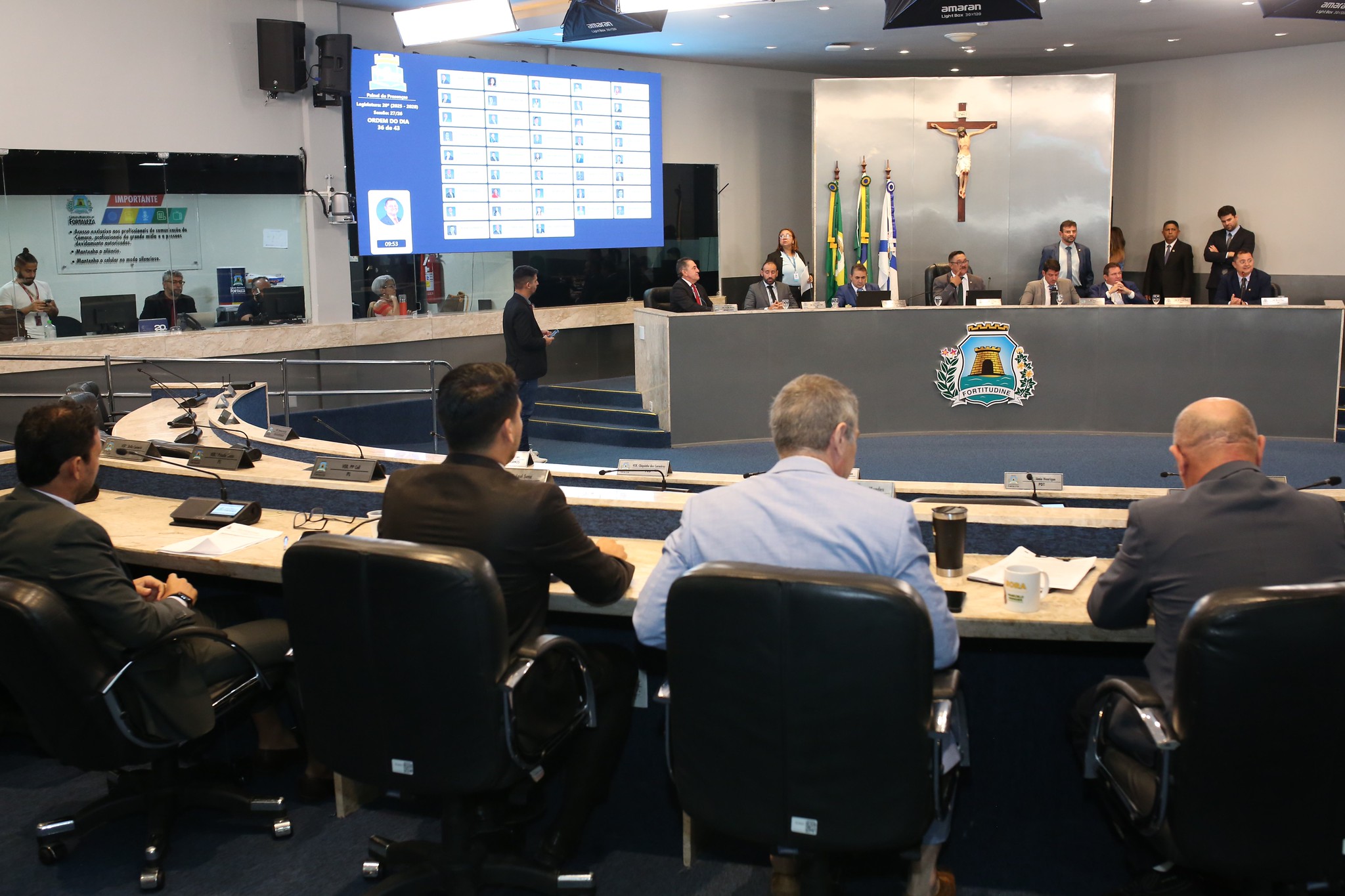 Orçamento de Fortaleza para 2027 entra em tramitação com receita projetada de R$ 17,4 bilhões