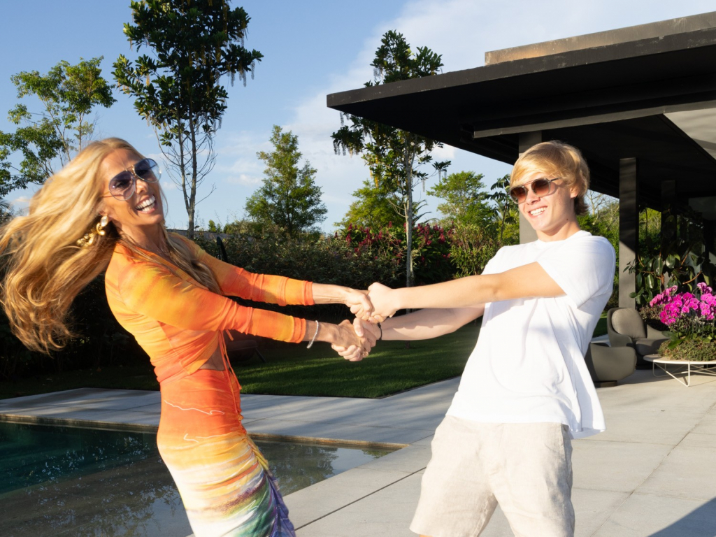 Adriane Galisteu E Vittorio