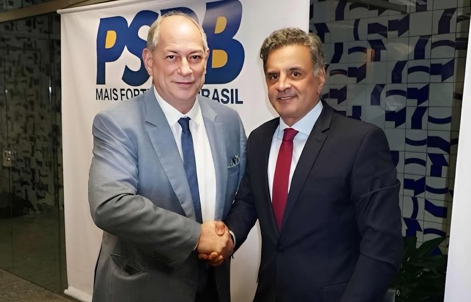 Aécio Neves articula candidatura de Ciro Gomes à presidência em movimento de reconfiguração política