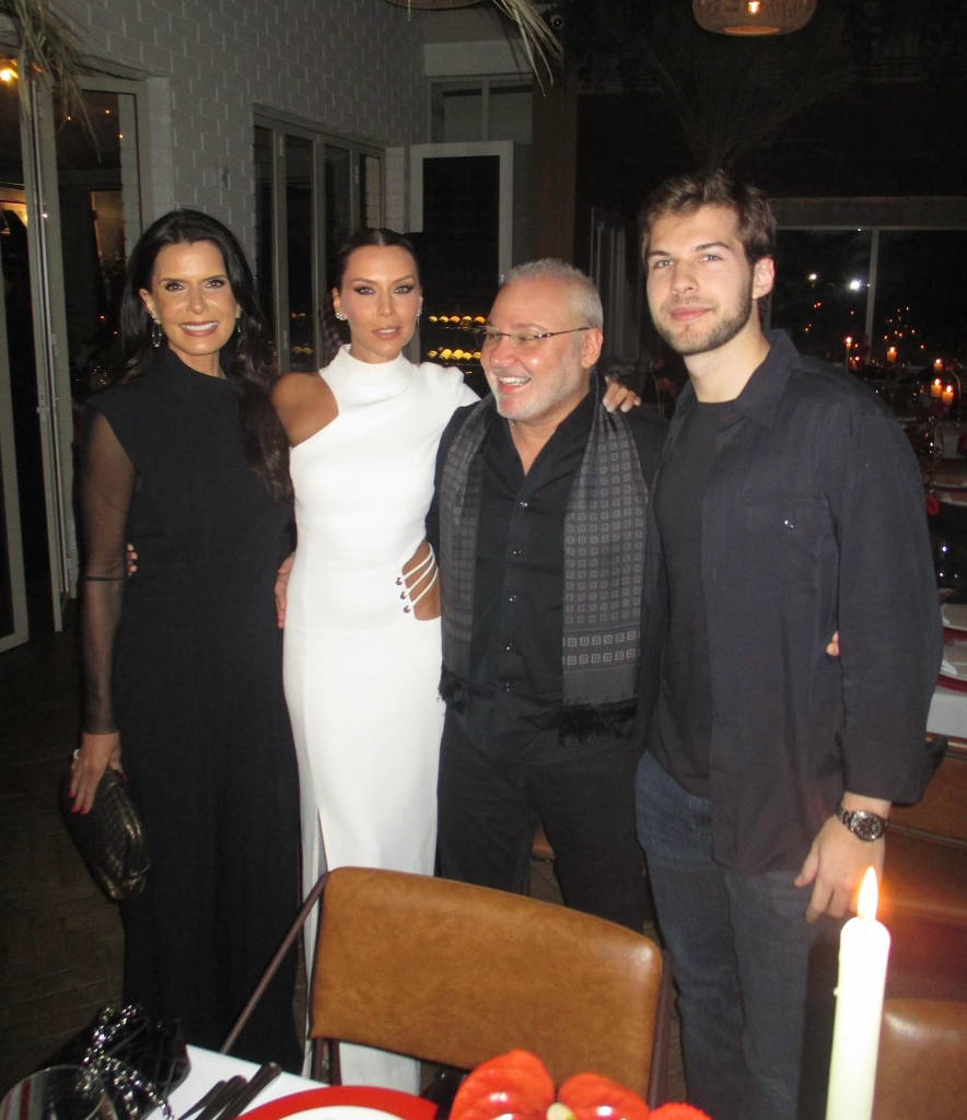 Ale, Helena, Toni E Luca Silvarolli Créditos Ricardo Augusto