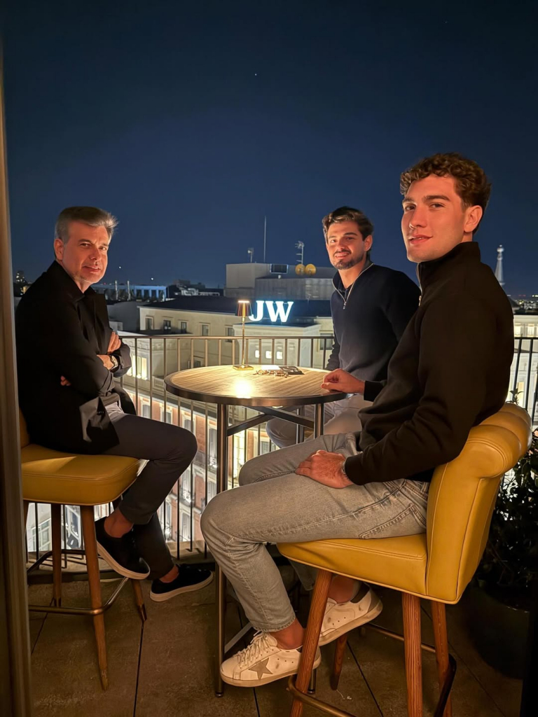 Alexandre Pereira, Alexandre Filho E Henrique