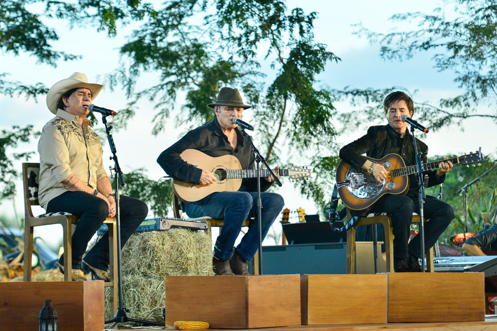 Almir Sater Ao Lado De