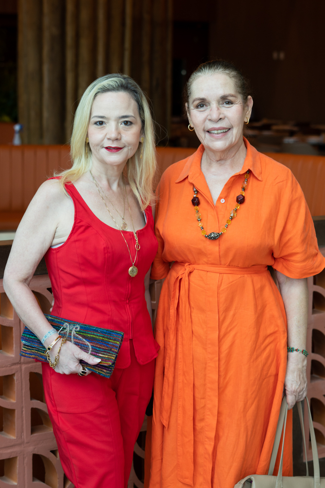 Amanda Arruda E Dora Andrade