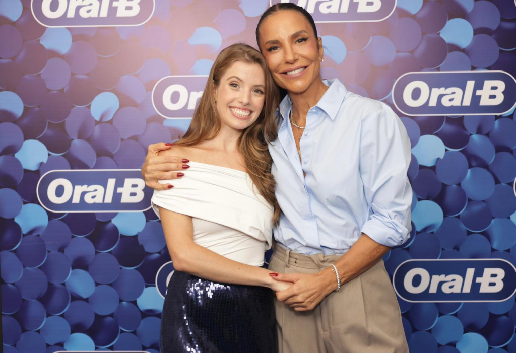 Anna Strapasson E Ivete Sangalo