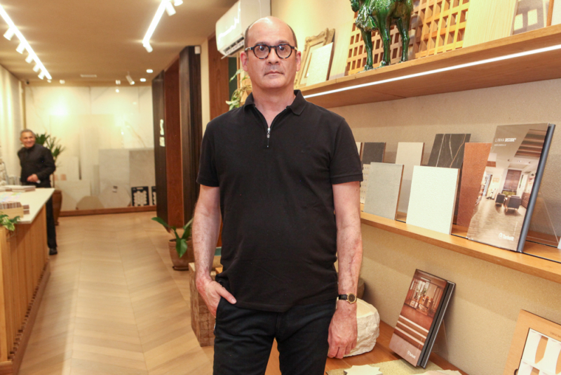 Curadoria criativa - Rádica une arquitetura e produção manual em experiência exclusiva