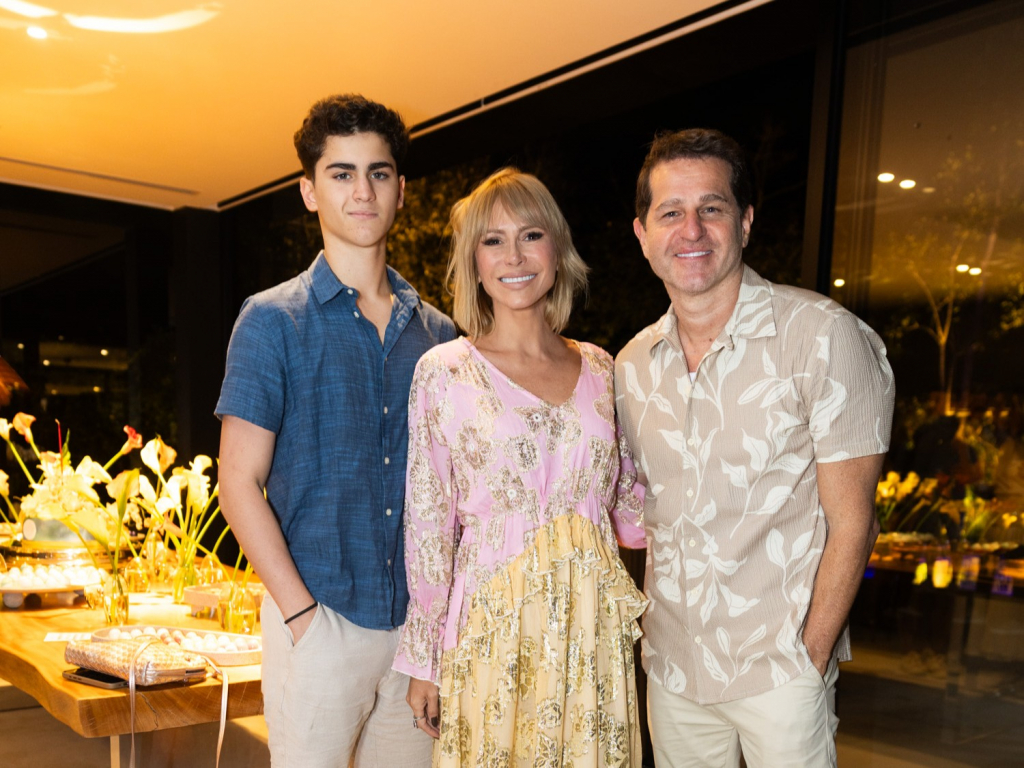 Bernardo, Mônica Salgado E Afonso Nigro